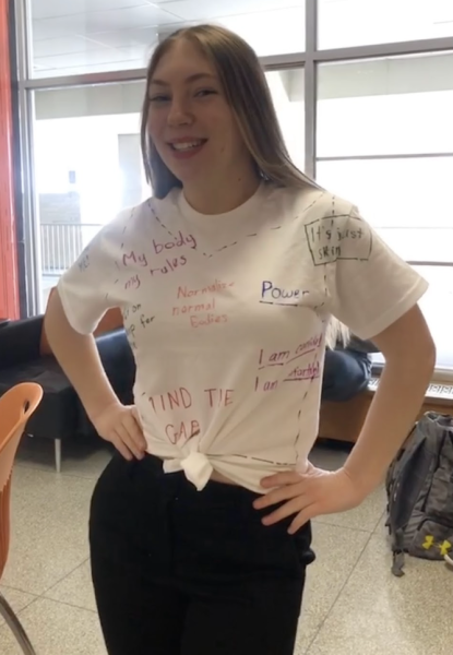 Student wears a shirt that protests dress code
